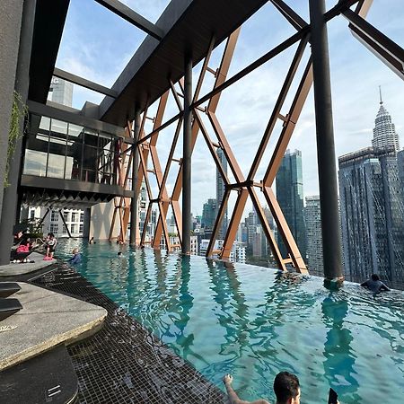 Scarletz Suites Klcc By Aura 吉隆坡 外观 照片