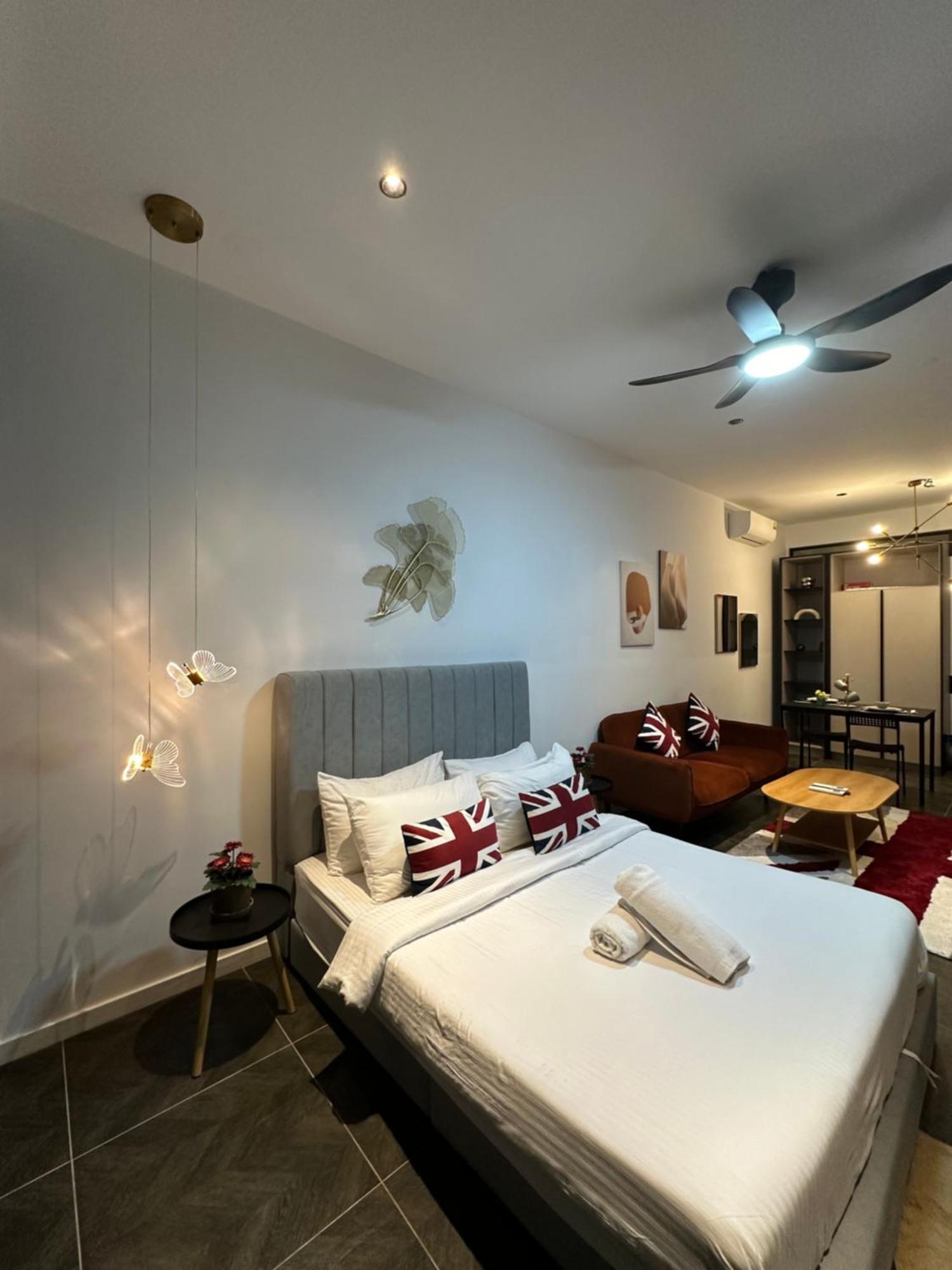 Scarletz Suites Klcc By Aura 吉隆坡 外观 照片